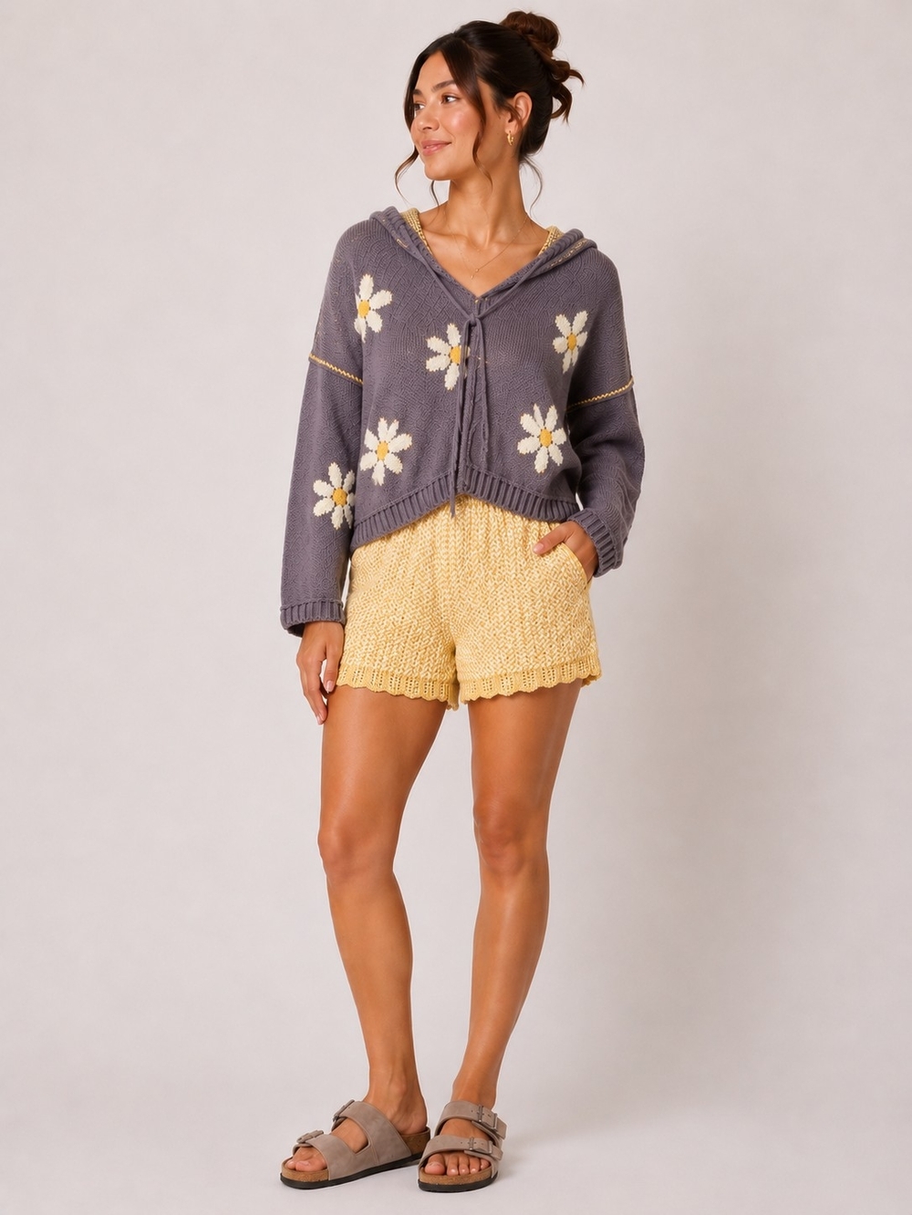 POL Cozy Grey Sweater With White/Yellow Flowers, Oversized